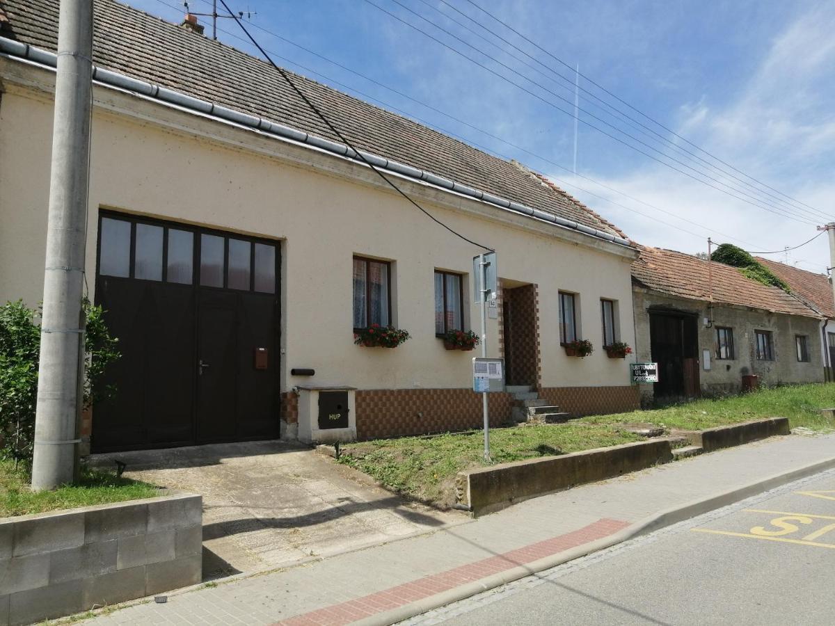 U Ladi Apartment Bulhary Exterior photo