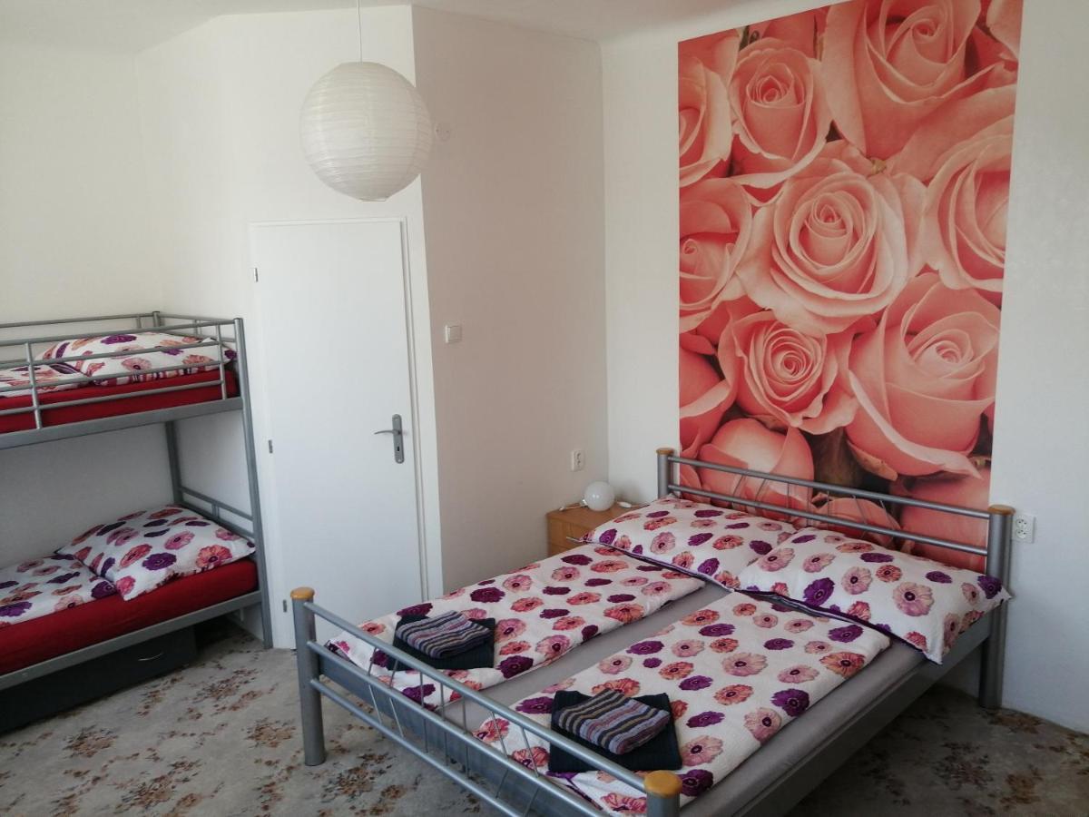U Ladi Apartment Bulhary Exterior photo
